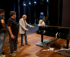 Novo piano marca aporte histórico no Teatro Guaíra e inaugura temporada da OSP