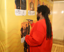 Reggae, praia e conexão: Inner Circle embala 153 mil pessoas em Matinhos