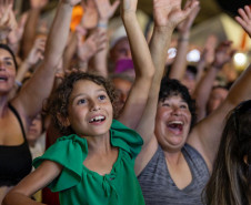 Clássicos do sertanejo no Verão Maior, Teodoro & Sampaio e Gian & Giovani agitam Pontal do Paraná