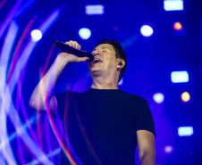 Clássicos do sertanejo no Verão Maior, Teodoro & Sampaio e Gian & Giovani agitam Pontal do Paraná