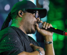 Reggae, praia e conexão: Inner Circle embala 153 mil pessoas em Matinhos