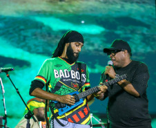 Reggae, praia e conexão: Inner Circle embala 153 mil pessoas em Matinhos