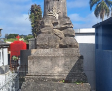 O Caminho da Cantaria nos Campos Gerais; Pesquisa de Marcela Bettega