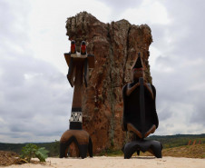 Parque Estadual de Vila Velha vira museu a céu aberto com projeto do MON