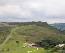 Parque Estadual de Vila Velha vira museu a céu aberto com projeto do MON