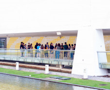 MON oferece visitas guiadas todas as sextas-feiras de março