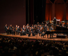 Orquestra Sinfônica do Paraná abre temporada 2026 com novo piano e solista internacional