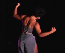 1.º museu satélite, Festival de Curitiba e shows na Ilha do Mel marcam agenda da semana