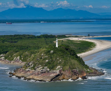 1.º museu satélite, Festival de Curitiba e shows na Ilha do Mel marcam agenda da semana