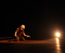 G2 Cia de Dança emociona 450 pessoas em apresentação gratuita em Maringá