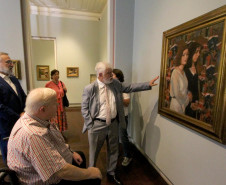 Políticas públicas voltadas à pessoa idosa