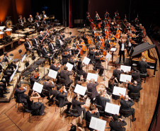 Orquestra Sinfônica do Paraná abre temporada 2026 com novo piano e solista internacional