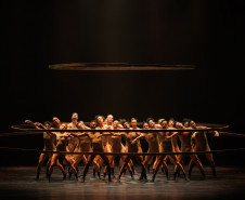 Tempo de Movimento: Balé Teatro Guaíra abre temporada 2026 com plateia lotada