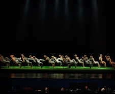 Tempo de Movimento: Balé Teatro Guaíra abre temporada 2026 com plateia lotada