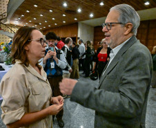 40 anos: mais de 500 pessoas prestigiam lançamento do livro sobre a Orquestra Sinfônica do Paraná