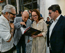 40 anos: mais de 500 pessoas prestigiam lançamento do livro sobre a Orquestra Sinfônica do Paraná