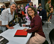 40 anos: mais de 500 pessoas prestigiam lançamento do livro sobre a Orquestra Sinfônica do Paraná