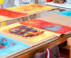 Museu Oscar Niemeyer oferece edição especial de programa para o público 60+