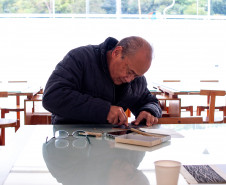 Museu Oscar Niemeyer promove oficina de modelagem em argila em abril