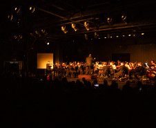 Programação cultural tem Mozart e caça às artes no MON, Débora Colker e Festa Literária