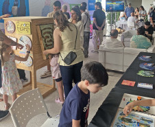 Estado leva cultura e turismo à primeira edição da Festa Literária do Paraná