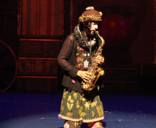 G2 Cia de Dança lota teatro e levanta a plateia em Francisco Beltrão, no Sudoeste