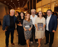 40 anos: mais de 500 pessoas prestigiam lançamento do livro sobre a Orquestra Sinfônica do Paraná