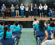 Estado amplia incentivo à musicalização com entrega de instrumentos em Campo Mourão
