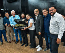 Estado amplia incentivo à musicalização com entrega de instrumentos em Campo Mourão