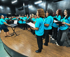 Estado amplia incentivo à musicalização com entrega de instrumentos em Campo Mourão