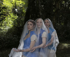 “GiselleS”: montagem do Balé Teatro Guaíra revisita clássico e aposta alto em figurino e cenário