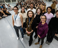 Escola de Dança Teatro Guaíra celebra 70 anos com espetáculo que revisita a própria trajetória