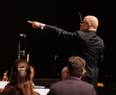 Mais de 4 mil pessoas prestigiam concerto que celebrou os 41 anos da Orquestra Sinfônica do Paraná