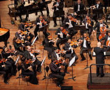 Mais de 4 mil pessoas prestigiam concerto que celebrou os 41 anos da Orquestra Sinfônica do Paraná