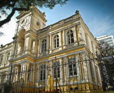 Comunicação da Cultura Paraná entra em pausa durante o período eleitoral; saiba como acessar serviços, editais e programação