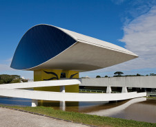 Mais uma vez, o MON se torna a principal sede da Bienal de Curitiba