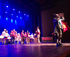 Colégio Estadual do Paraná celebra 180 anos com espetáculo no Teatro Guaíra