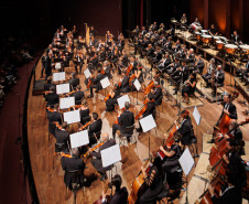 Concerto da Orquestra Sinfônica do Paraná celebra os 70 anos da pianista Analaura de Souza Pinto