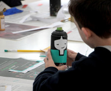 Centro Juvenil de Artes Plásticas prorroga inscrições para oficinas gratuitas até sexta-feira