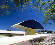 2º turno altera horários dos espaços culturais do Estado em Curitiba no domingo