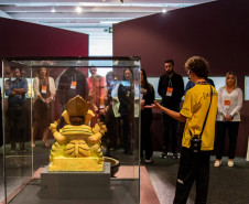 João Bosco, Dionne Warwick, atividades para crianças e ações nos museus agitam a agenda cultural