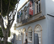 A fachada do MCAA; espaço foi completamente restaurado. 