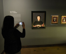 Exposição Iria Correa no Museu Paranaense.