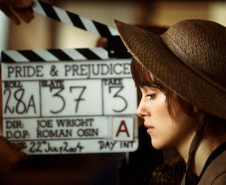 A programação abre com "Orgulho e Preconceito", adaptação da obra de Jane Austen. 