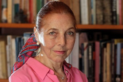 Marina Colasanti é uma das autoras que compõe a roda de conversa “Escrita Feminina: lugar de escuta e lugar de fala”. 