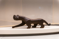 Exposição “Bancos Indígenas do Brasil” pode ser vista até domingo no MON