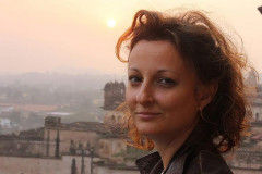 Coletivo Adega Teatral abre inscrições para oficinas de dramaturgia na BPP. Na foto, a mestre Ana Cândida Carneiro