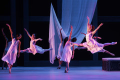 Após três dias com ingressos esgotados, “Romeu e Julieta” tem sessão extra nesta terça