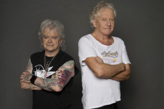 Ícone da música e da cultura pop, banda australiana Air Supply se apresenta no Guairão