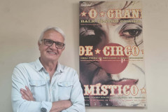 Quem acompanhou e se emocionou com a apresentação do bailarino no palco do auditório Bento Munhoz da Rocha, o Guairão, foi Gilberto Carbonar, funcionário mais antigo do Teatro Guaíra, em atividade há 49 anos.